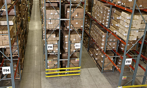 vna pallet rack, raymond pallet racking solutions, very narrow aisle warehouse