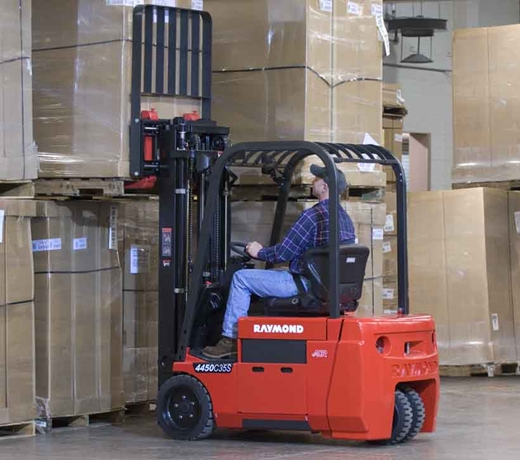 Raymond 4450 Sit Down Counterbalanced Forklift programmable functions