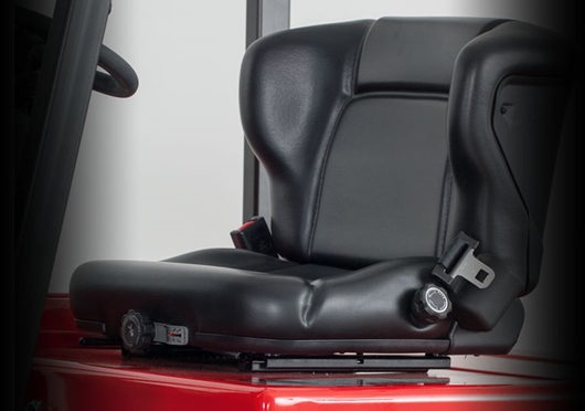 Raymond 4700 4-wheel sit down counterbalanced truck with adjustable premium seat